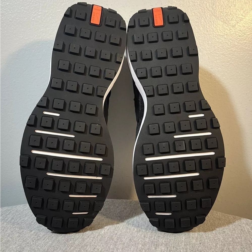 Nike GS Waffle One Grade School Black/White Sneaker Shoe Size 7Y DC0481-001 - Picture 6 of 11